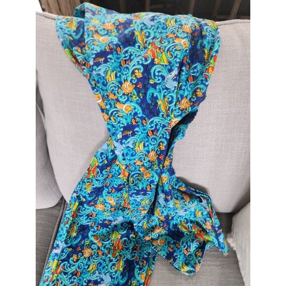 Aquatic print- Seahorses, Clownfish, Sharks Angelfish Navy Print 2 Yards by 1 W - Picture 2 of 4